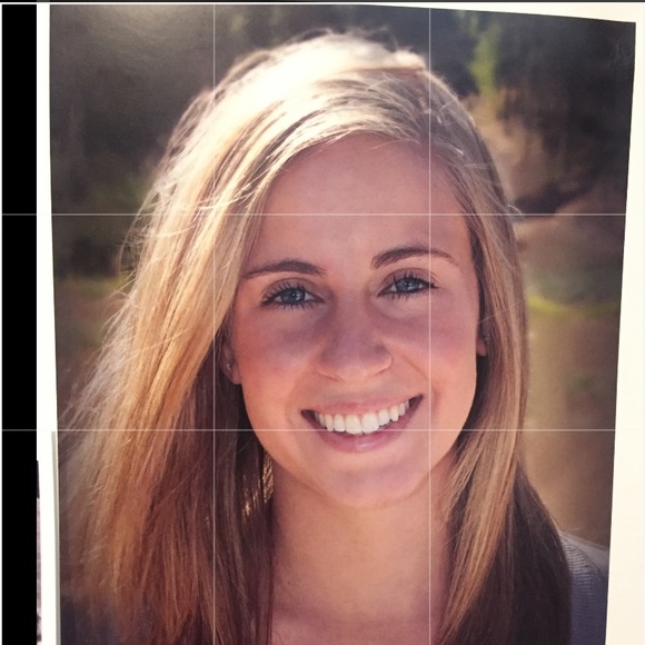 Meet your Posher, Beth - Picture 8 of 8